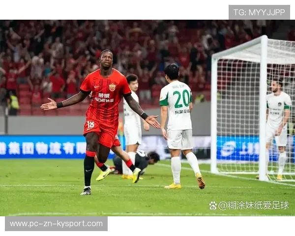 浙江队反击贯穿全场，穆谢奎单刀冷推得手｜全场热度与品牌机遇并行